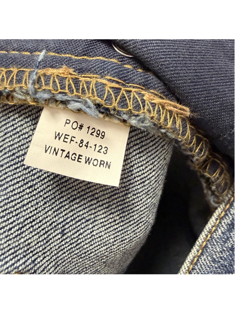 Oliver Logan Chester Mid Rise Straight Jeans 29 Aged Vintage Wash Button Fly Euc — image 7 of 8